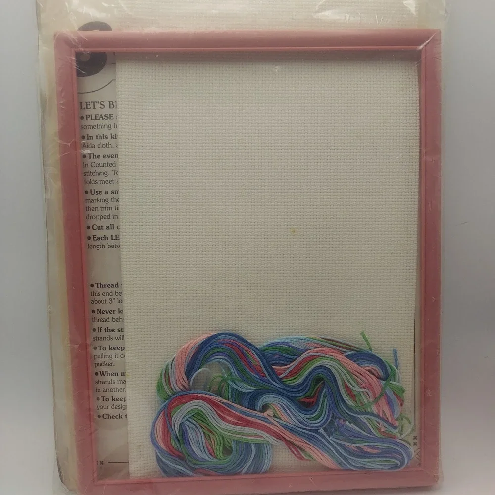 StitchableS Bless My Grandchildren Cross‎ Stitch Kit Frame Included 1992 Read!